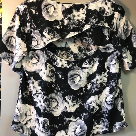 🌞🌴🌞Sz XS Society Girl top, used - Picture 3 of 4